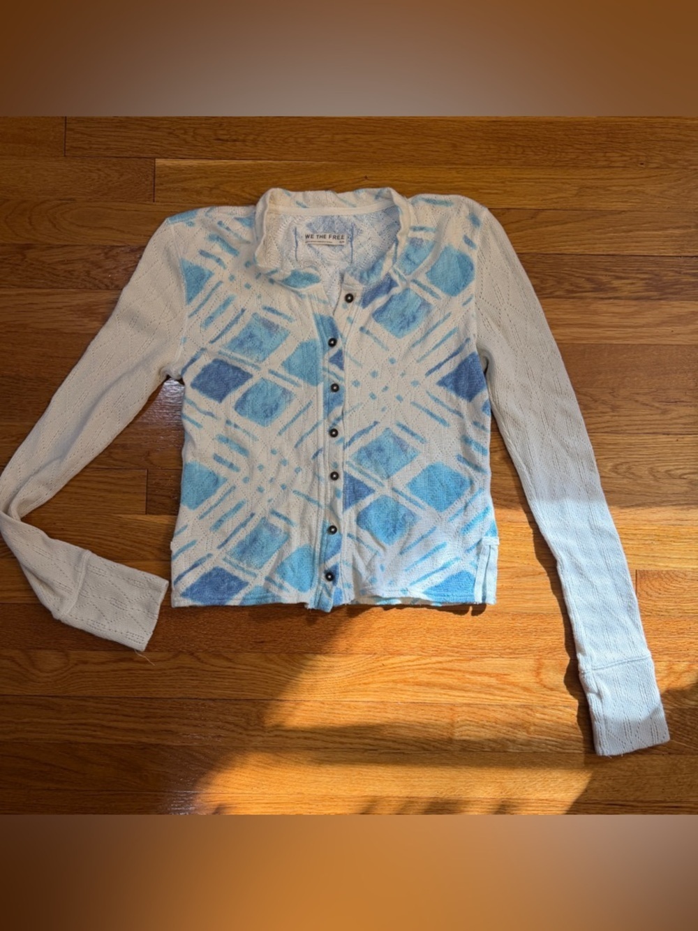 Free People We The Free Too Cool Cardi in White Blue Pattern - Size Small